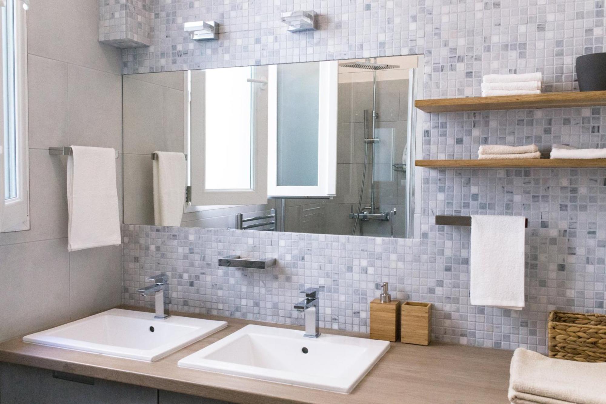 Sleep In Montpellier, Cosy, Central, 5 Ch, 10P, Tram L1, 2,3 & 4 Extérieur photo
